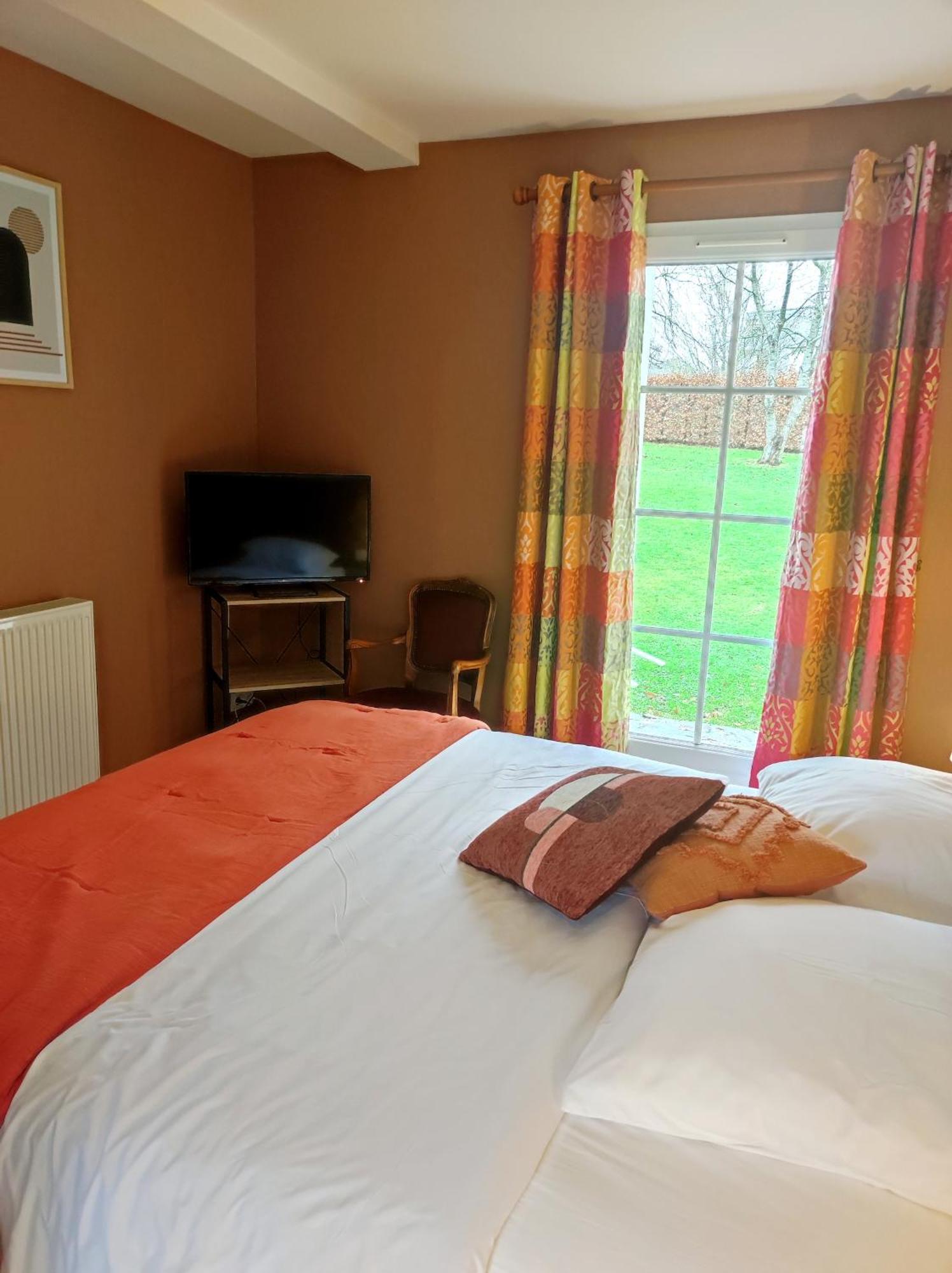 La Minoterie Bed & Breakfast Tessy-sur-Vire Cameră foto